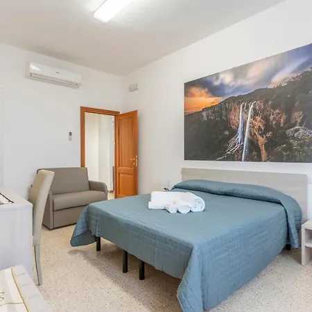 Dei Tacchi 3* Osini