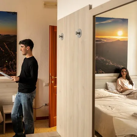 Dei Tacchi Hotel Osini